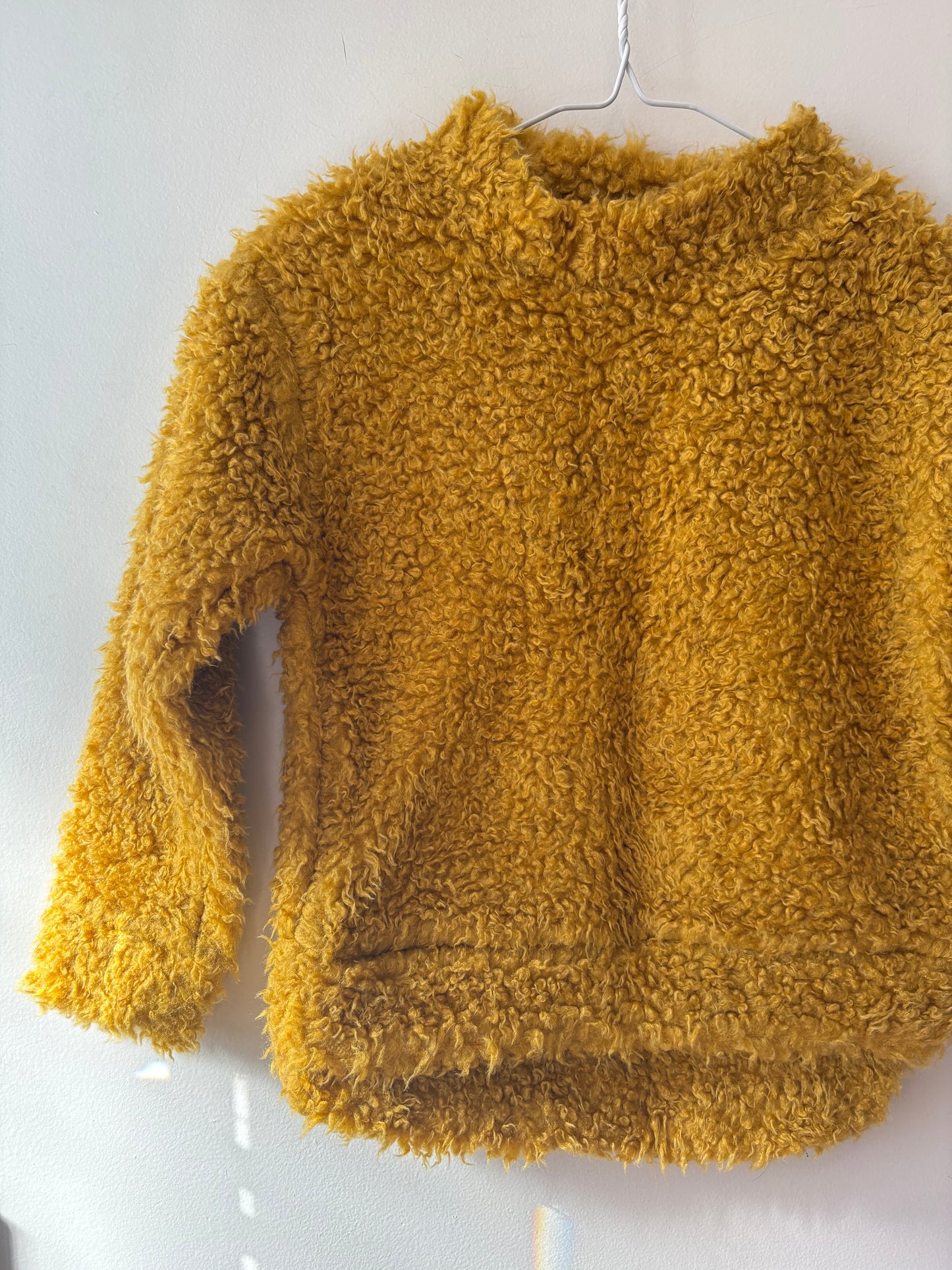 Rita & Wolf Fuzzy Pullover | 6 Years