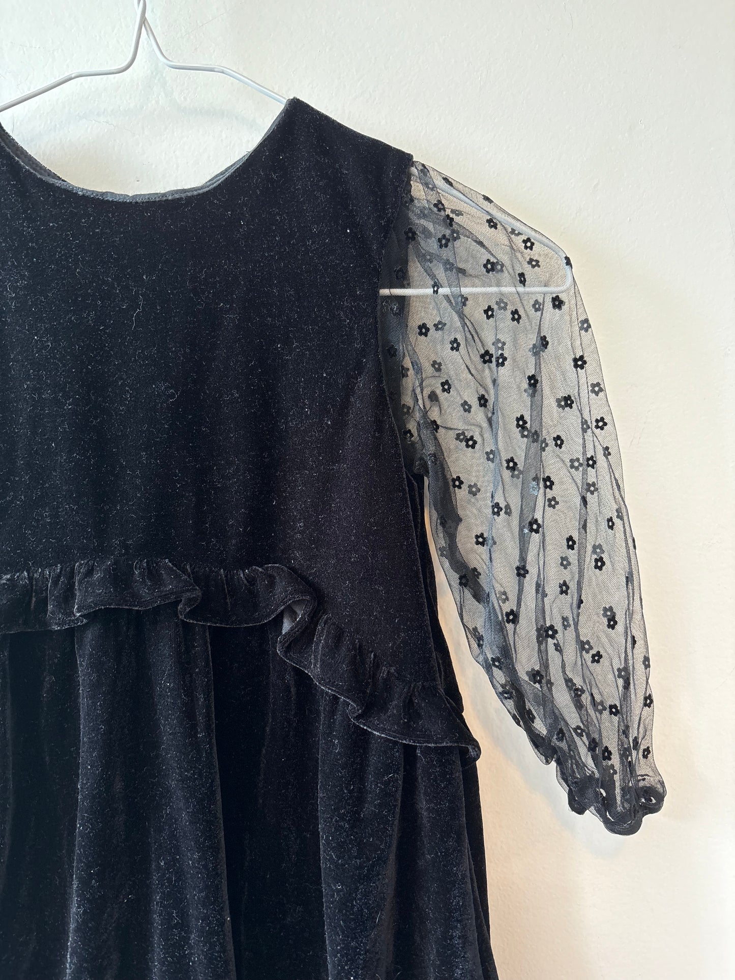 Zara Black Velvet Dress | 5 Years