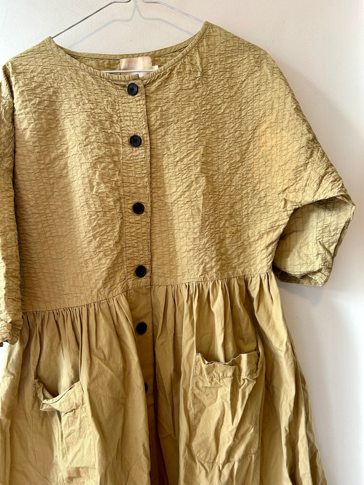 Ajaie Alaie Beige Dress | Women X-Small