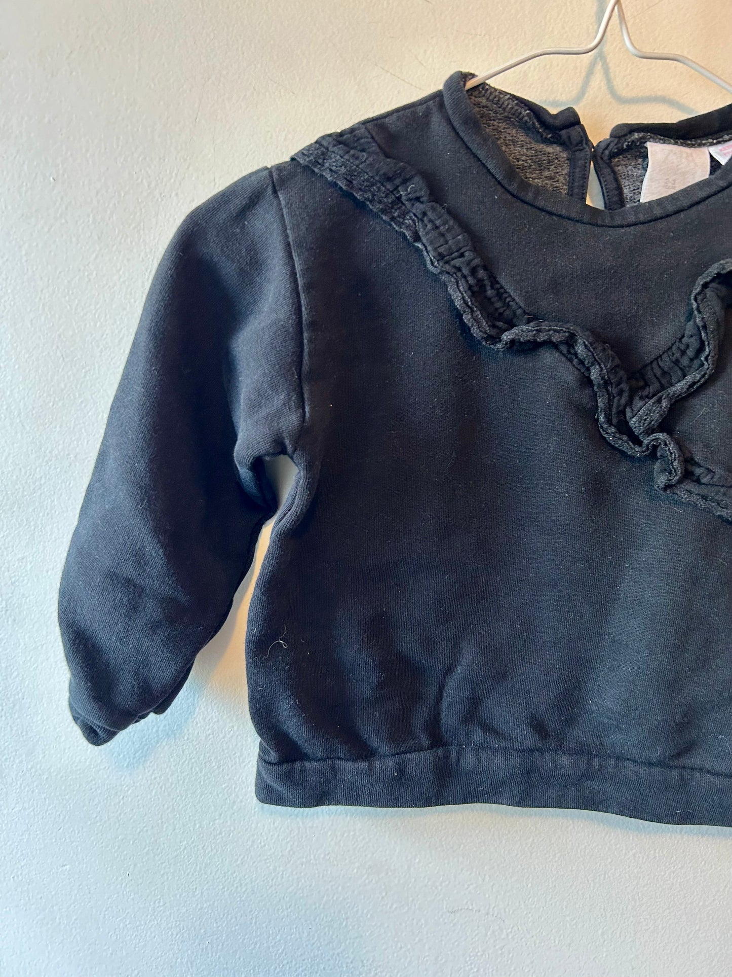 Zara Black Sweatshirt | 3 Years