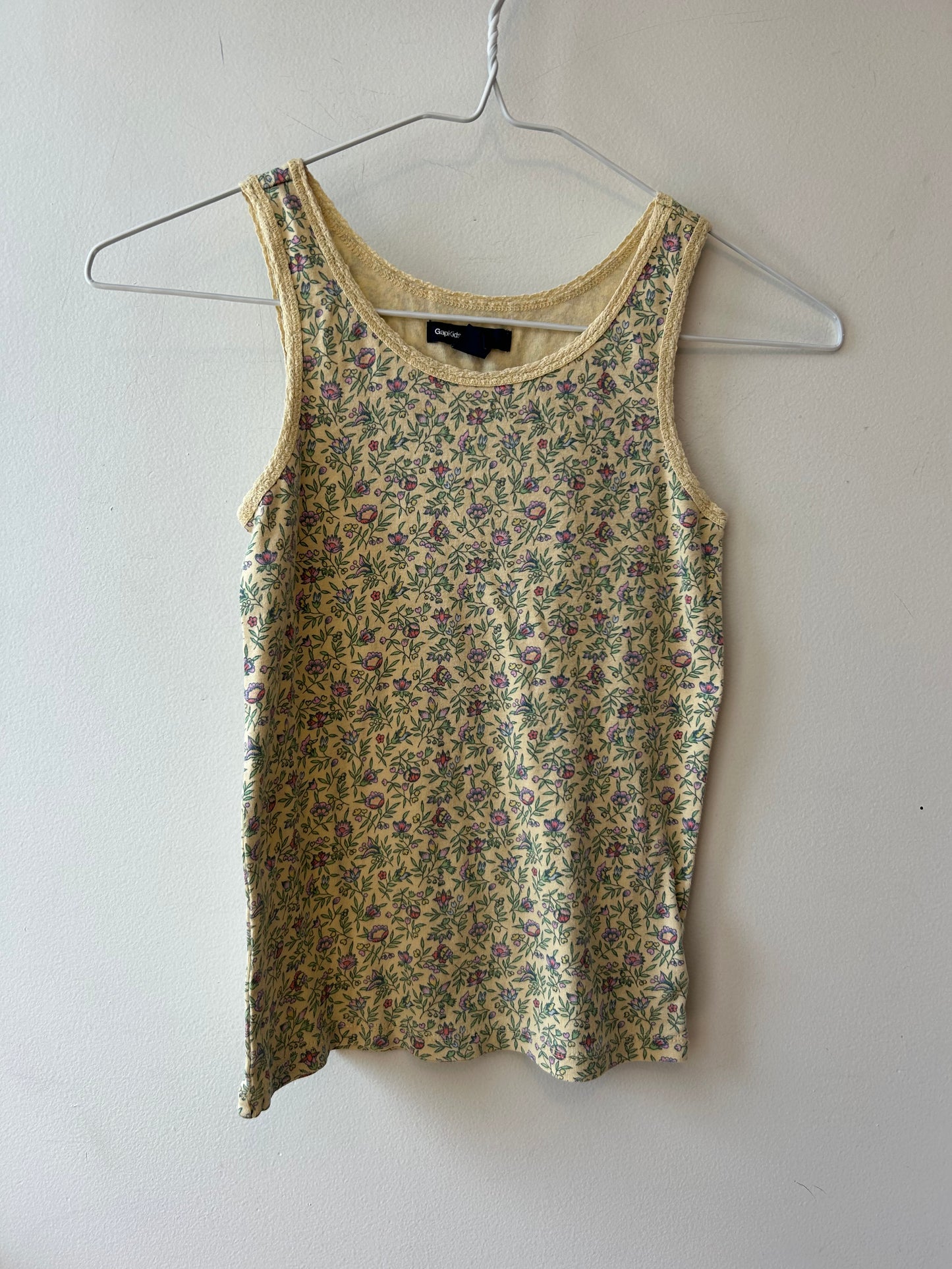Vintage Gap Tank | 10 Years