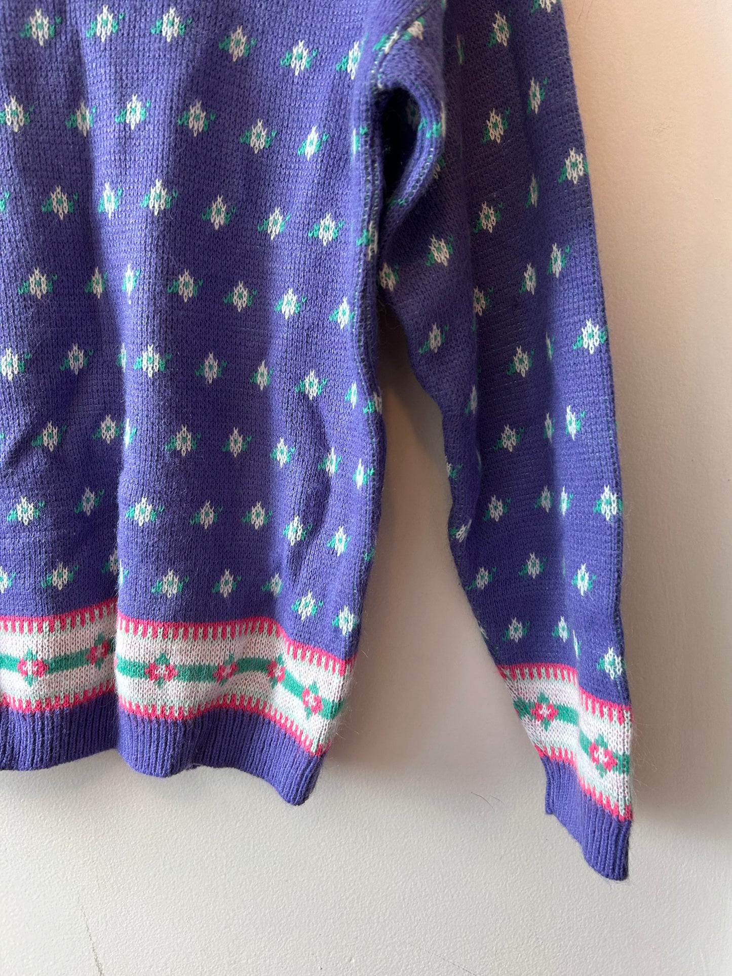 Vintage Patterned Sweater | 8 Years