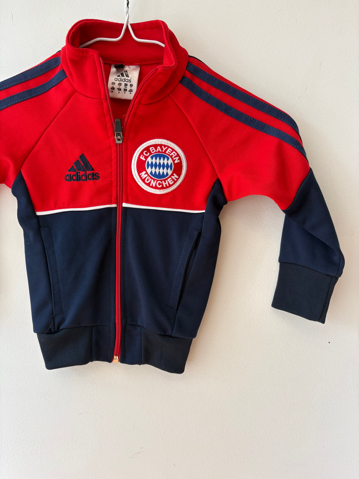 Vintage Adidas Jacket | 2 Years