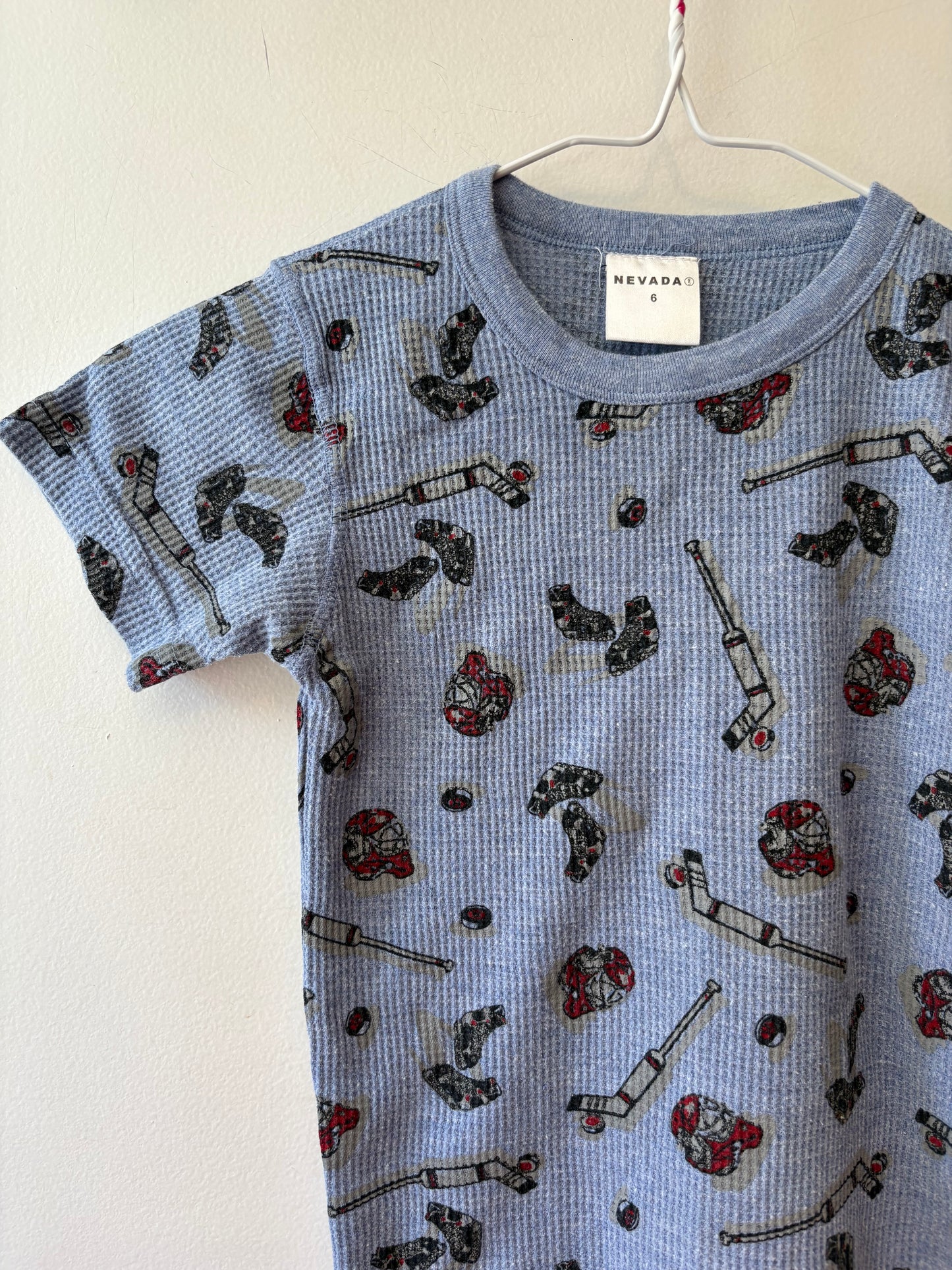Vintage Hockey Tee | 6 Years