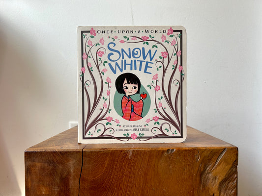 Once Upon a World Snow White Book